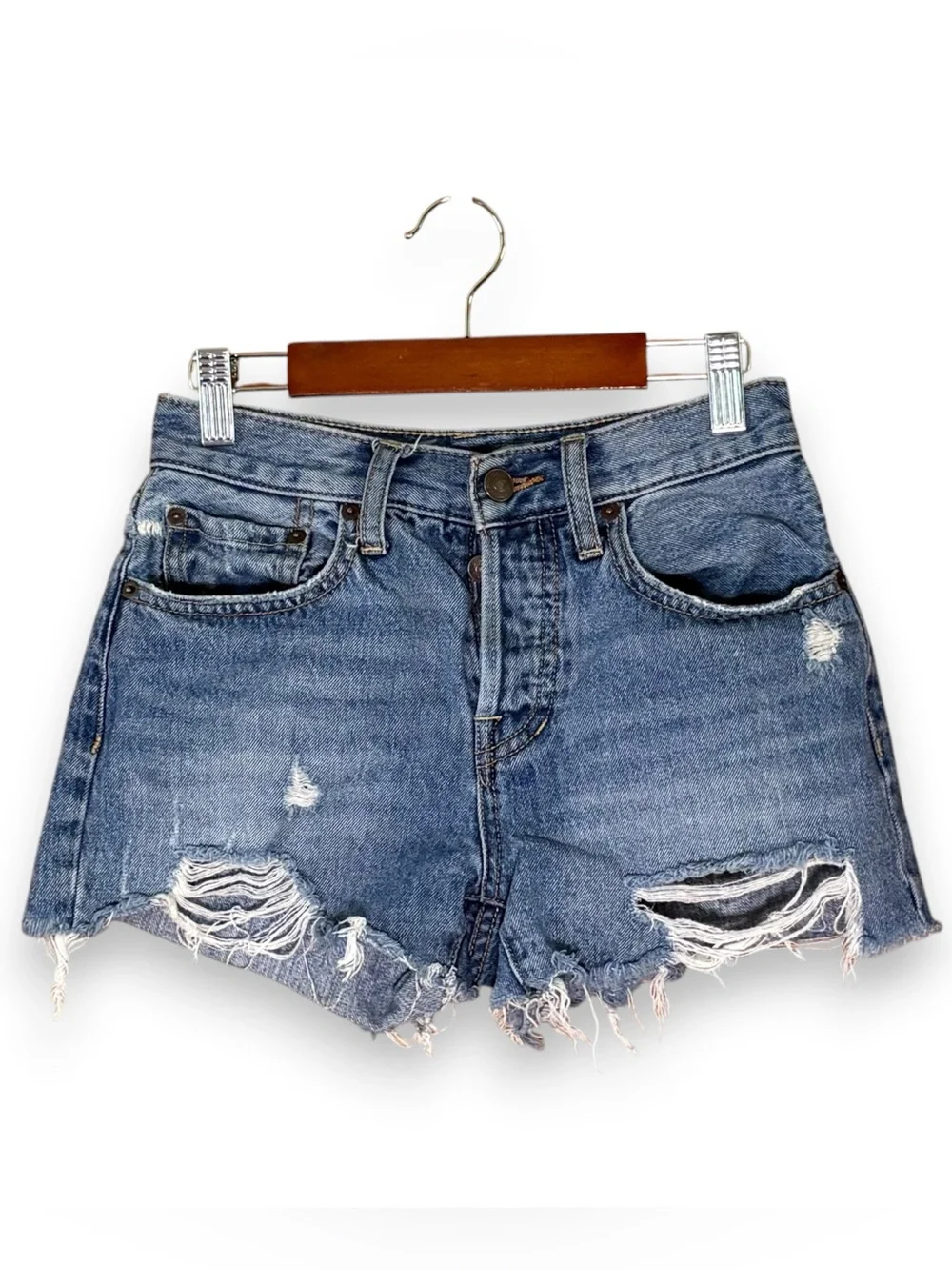 Free People Sofia Shorts Denim Jean Size 24 Distressed Summer Casual Classic